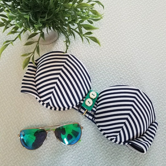Xhilaration Other - Strapless push up striped bikini top